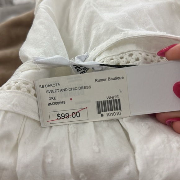 NWT BB Dakota Steve Madden Sweet and Chic White Eyelet Dress Size Large - Picture 2 of 2